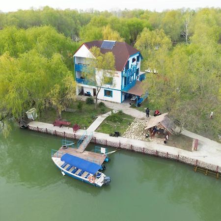Pensiunea Uzlina Тулча Экстерьер фото