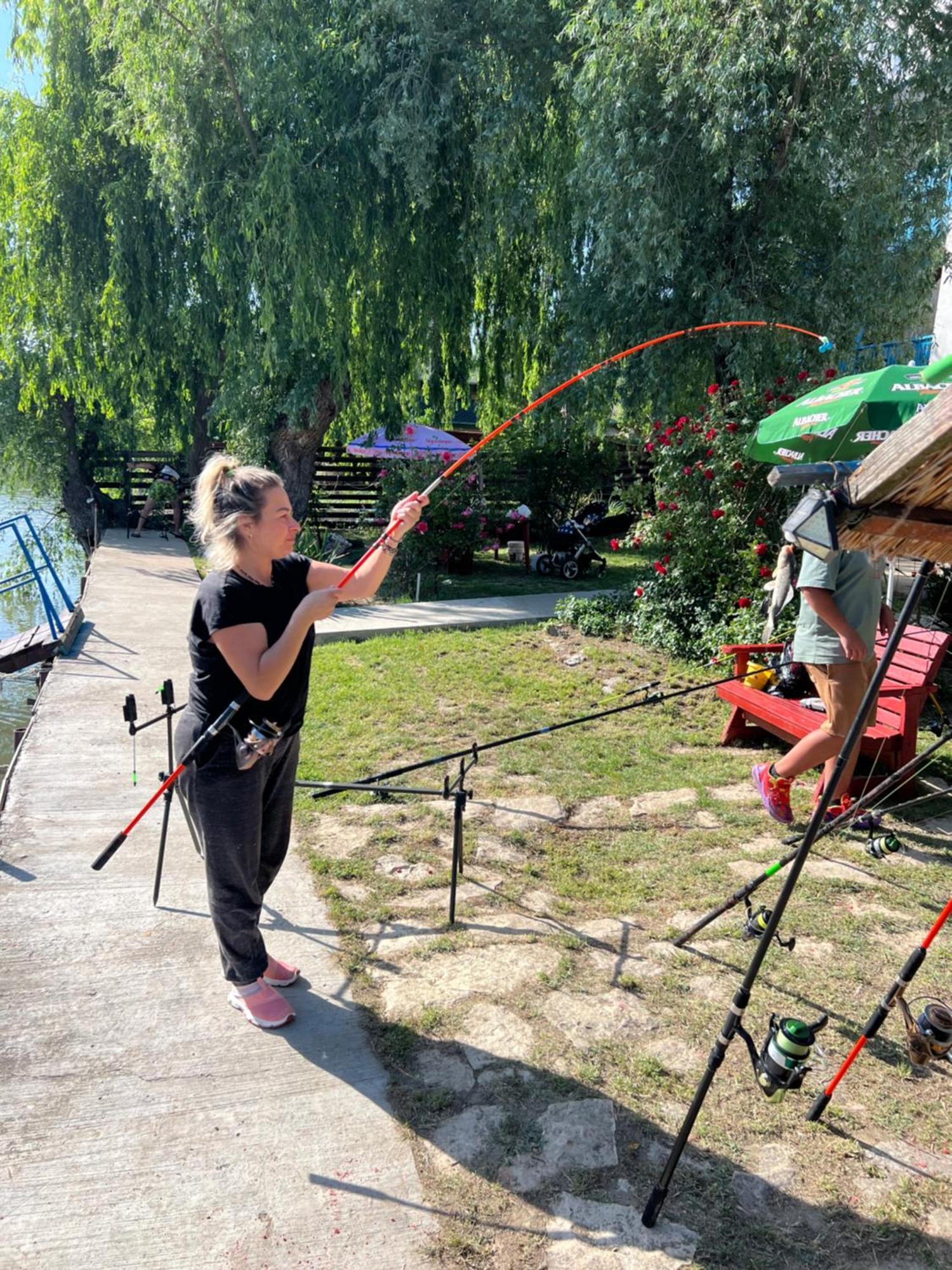 Pensiunea Uzlina Тулча Экстерьер фото